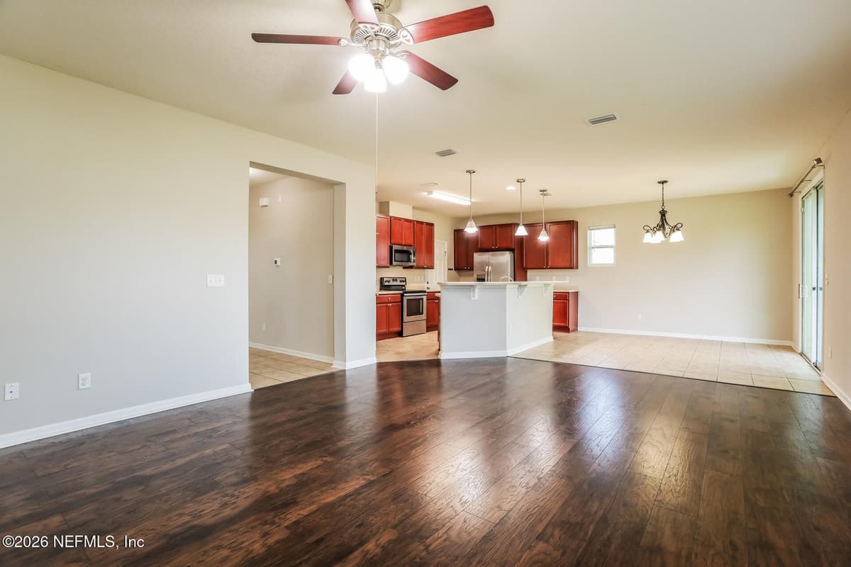 7533 WINDANCE Court, Jacksonville, FL 32244 3