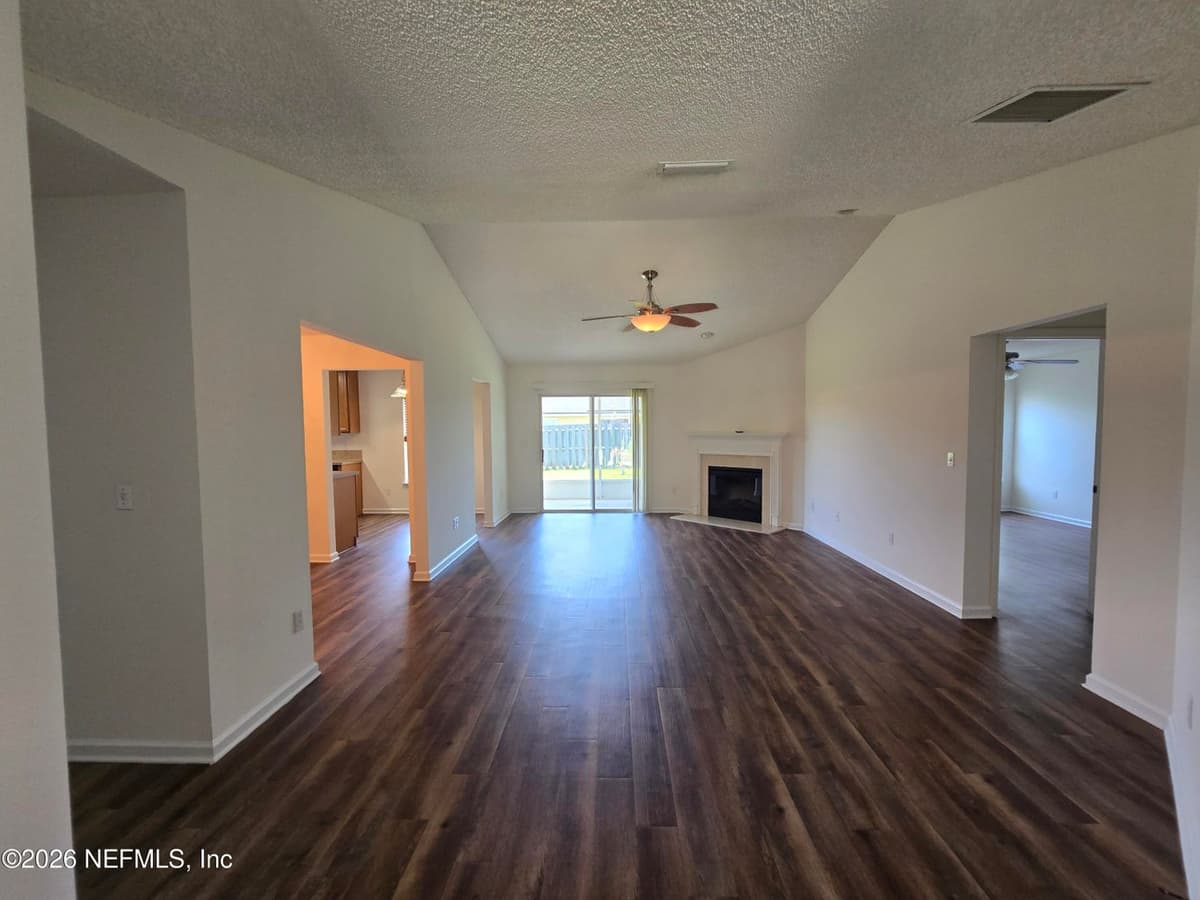 6552 CRIMSON LEAF Lane, Jacksonville, FL 32244 2