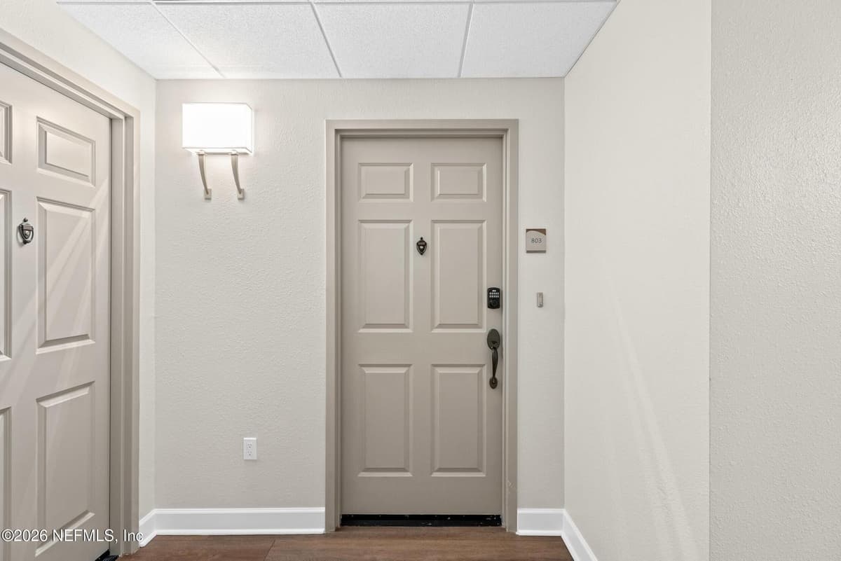 1478 RIVERPLACE Boulevard 803, Jacksonville, FL 32207 2