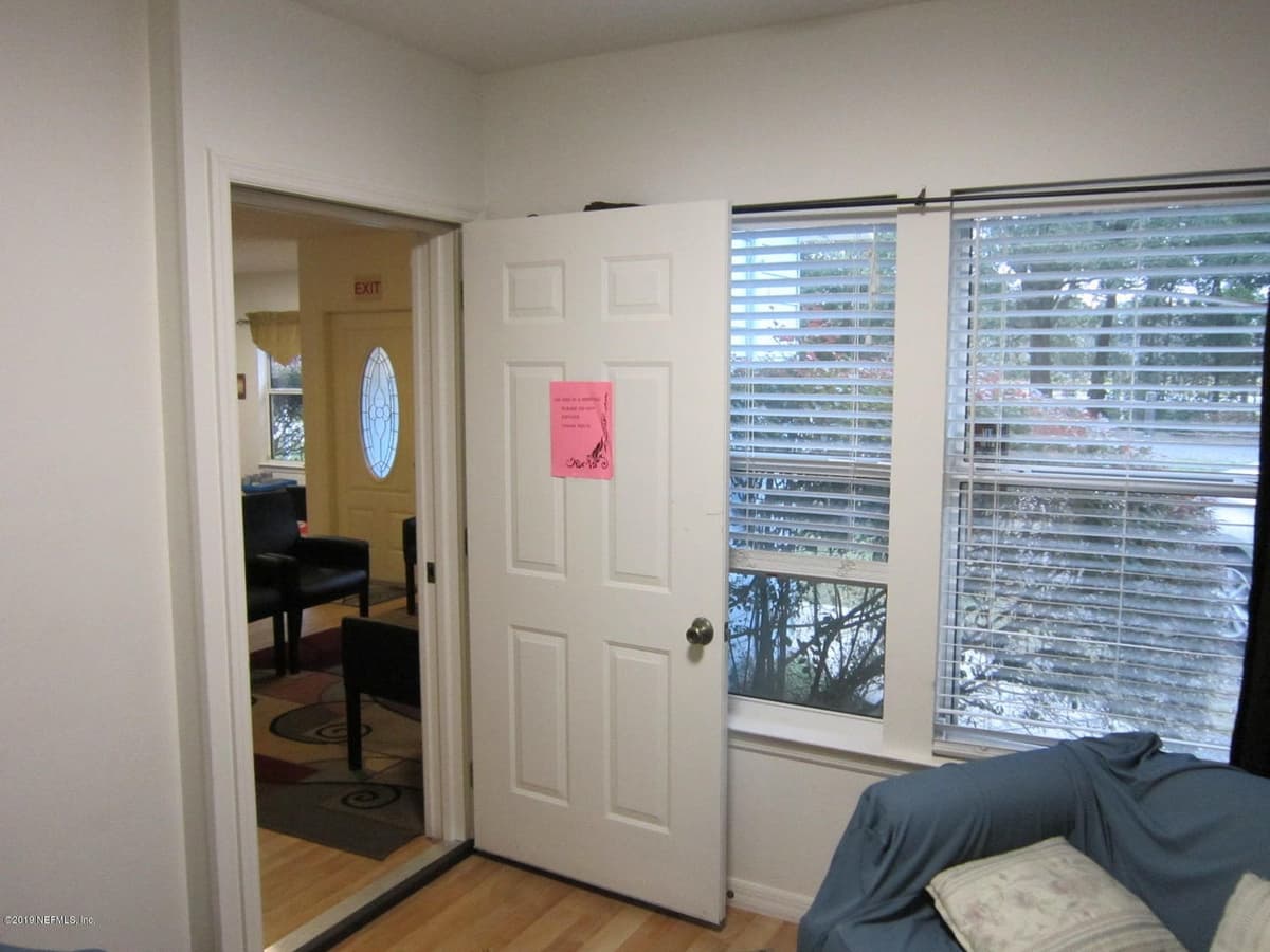 1326 FL-100, Melrose, FL 32666 2