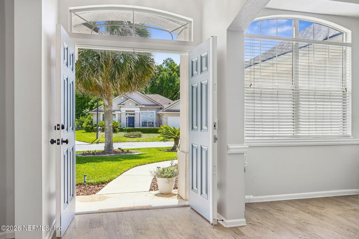 7745 SPINDLETREE Court, Jacksonville, FL 32256 3