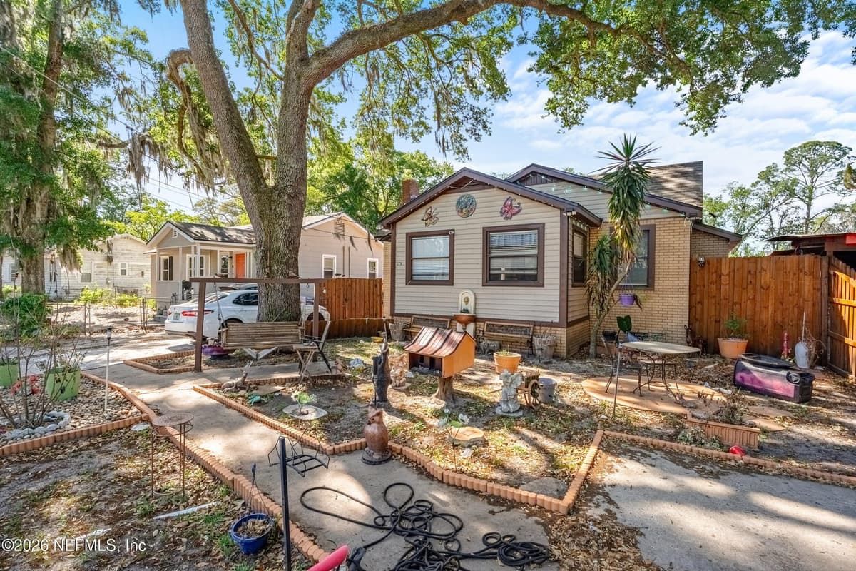 278 E 46TH Street, Jacksonville, FL 32208 3
