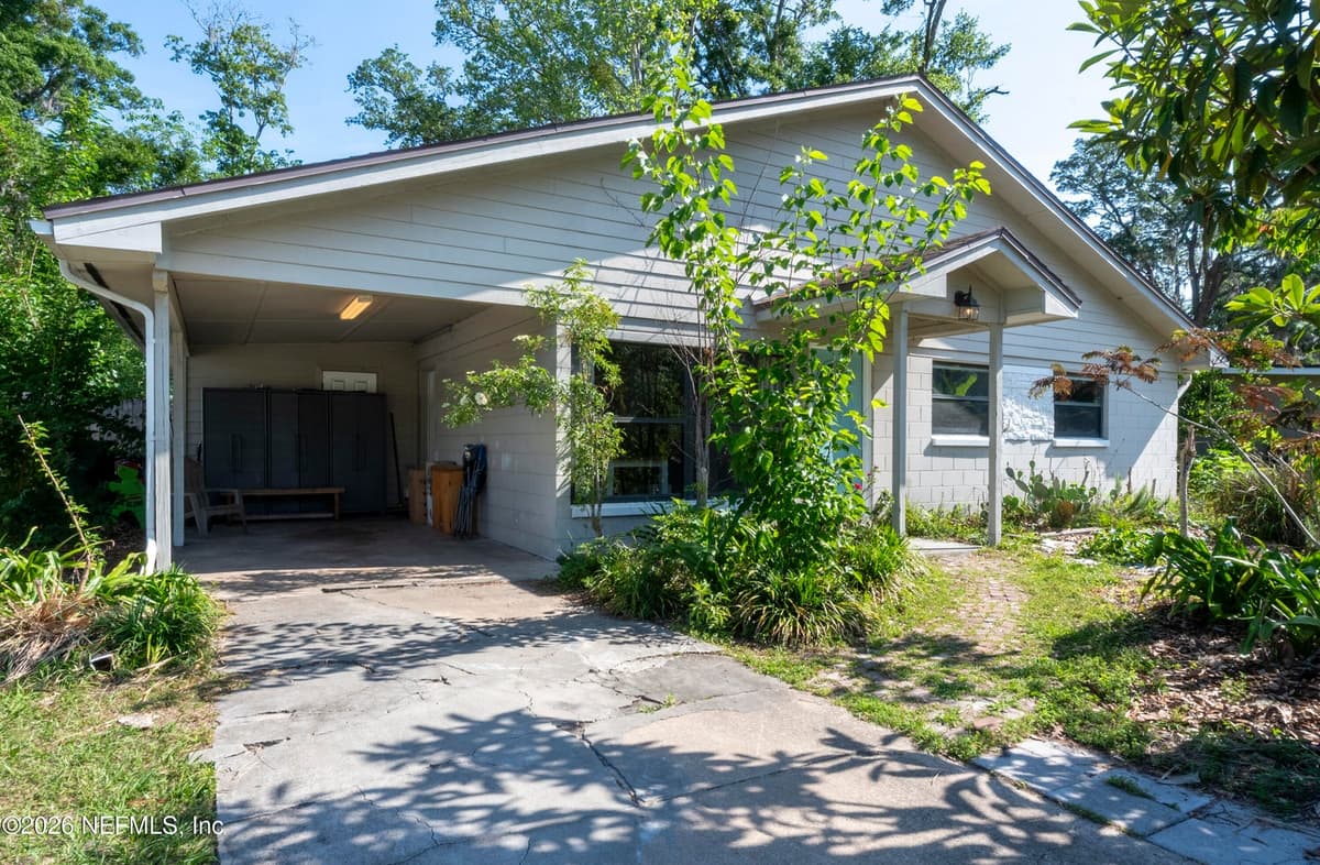 3061 PURDOM Drive, Jacksonville, FL 32223 2