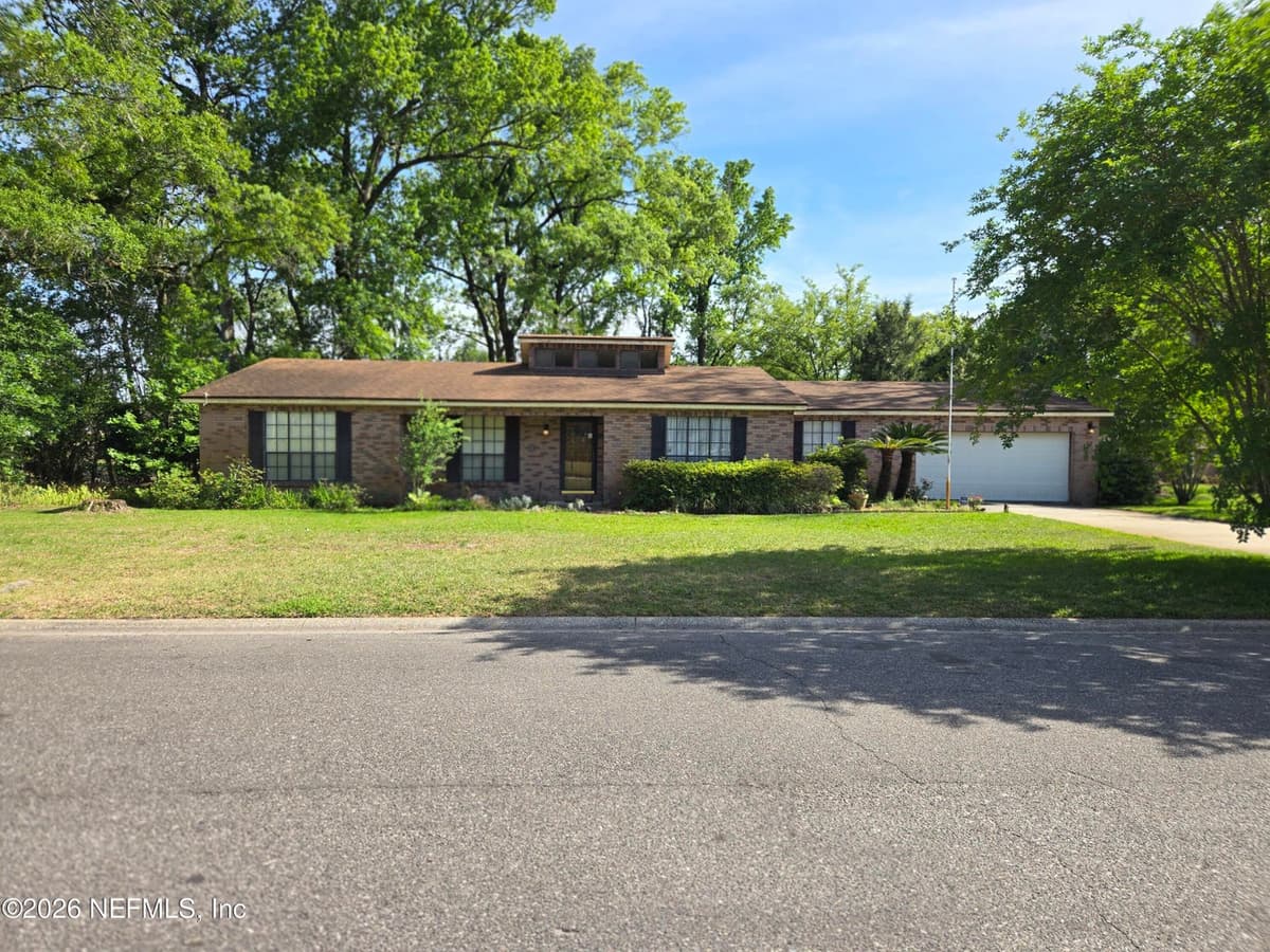 7060 SENECA Avenue, Jacksonville, FL 32210 2