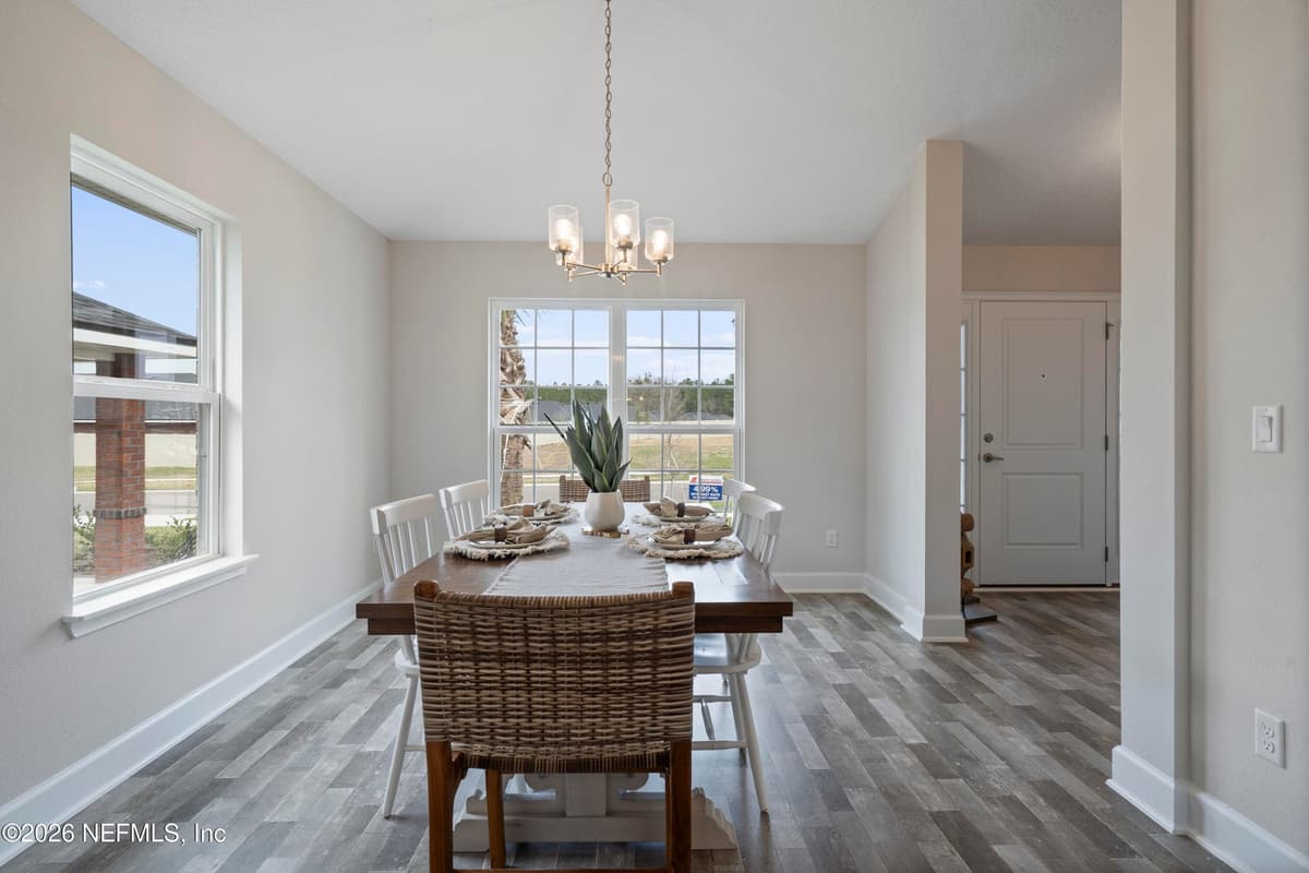 8315 HELMSLEY Boulevard, Jacksonville, FL 32219 2