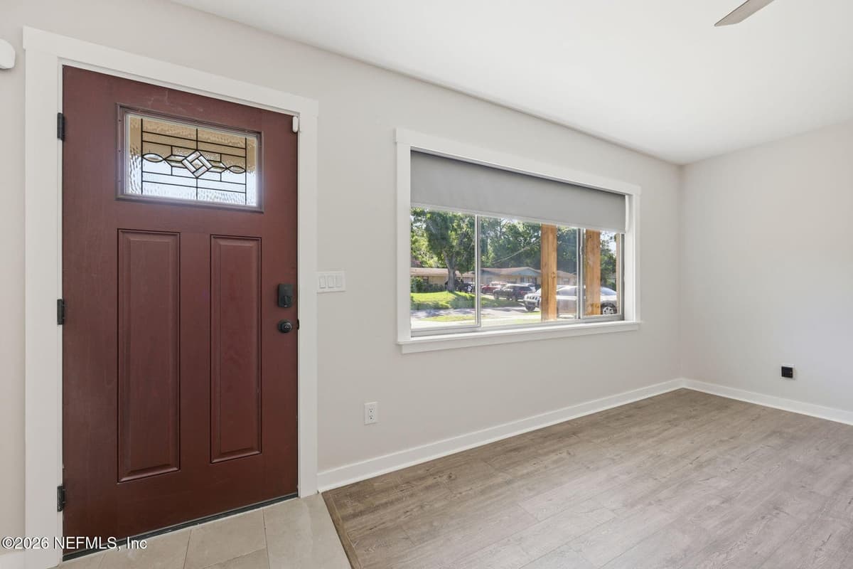 2904 E LORAN Drive, Jacksonville, FL 32216 3