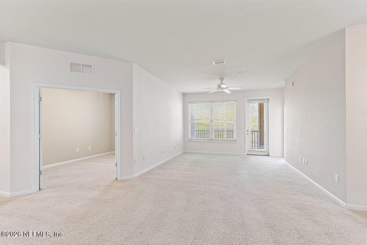 13364 BEACH Boulevard 224, Jacksonville, FL 32224 2