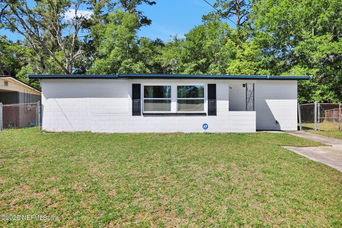6786 W GASPAR Circle, Jacksonville, FL 32219 2