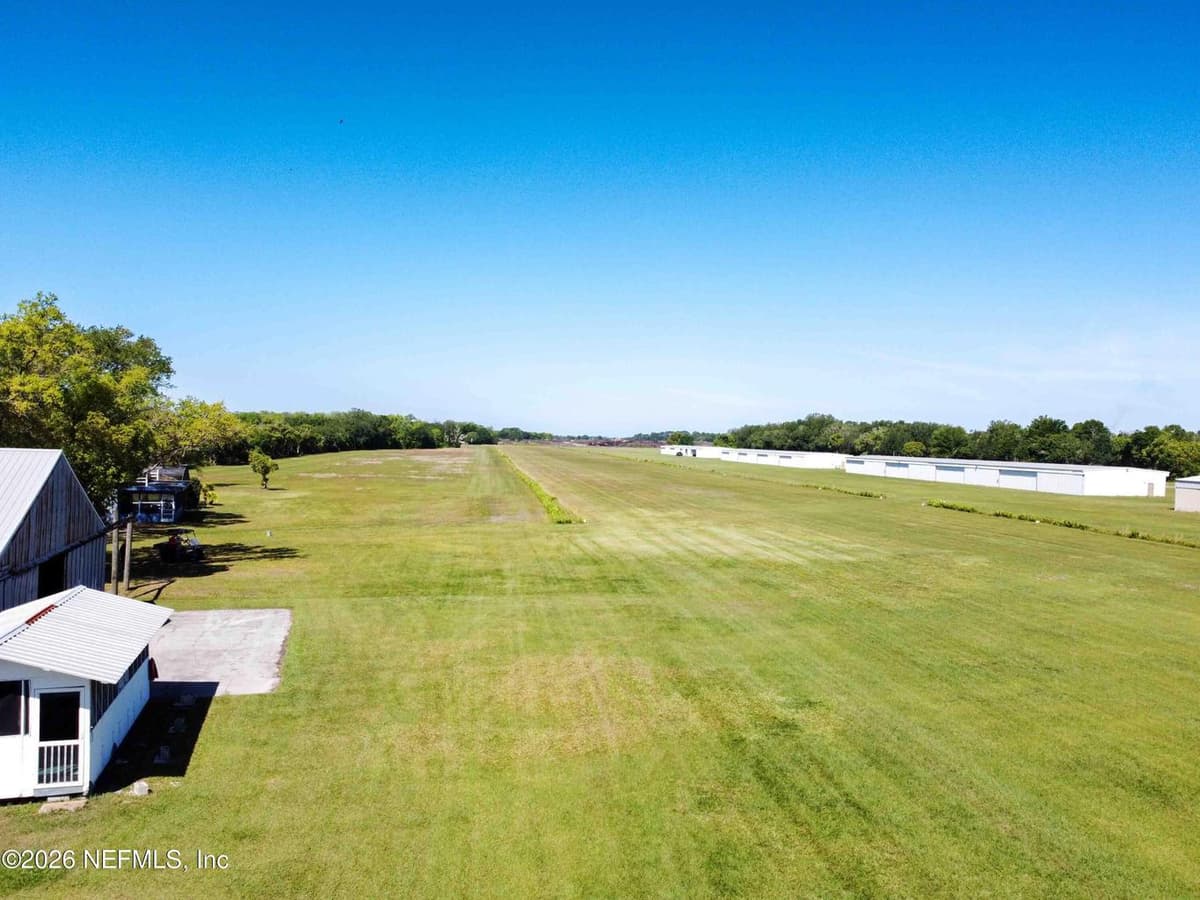 7001 W JONES AVE Avenue, Mount Dora, FL 32757 2
