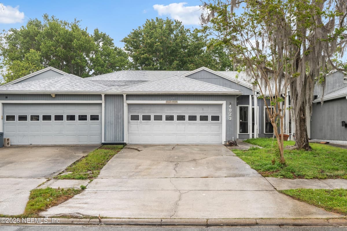 4023 STILLWOOD Drive, Jacksonville, FL 32257 3