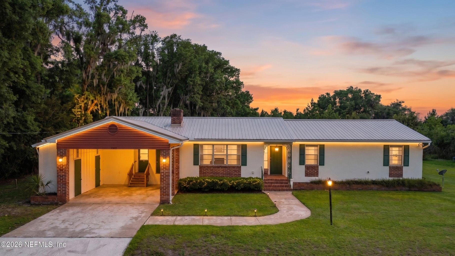 105 W VIVIAN Drive, Hastings, FL 32145
