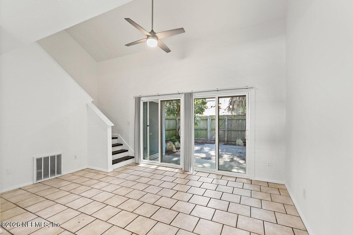 1210 WONDERWOOD Drive, Jacksonville, FL 32233 2