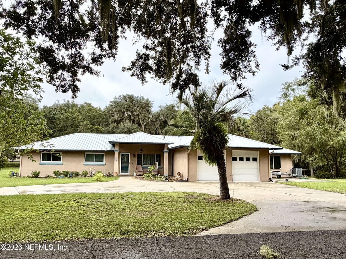 101 RIVERVIEW Drive, East Palatka, FL 32131 2