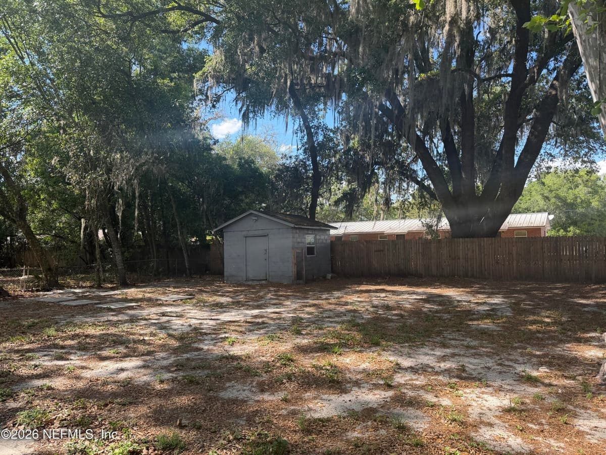 1414 ROSELLE Avenue, Palatka, FL 32177 3