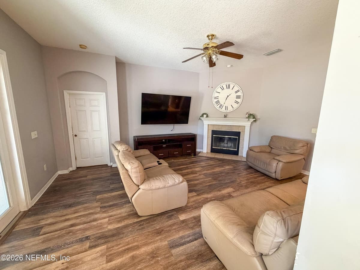 1148 CANDLEBARK Drive, Jacksonville, FL 32225 3