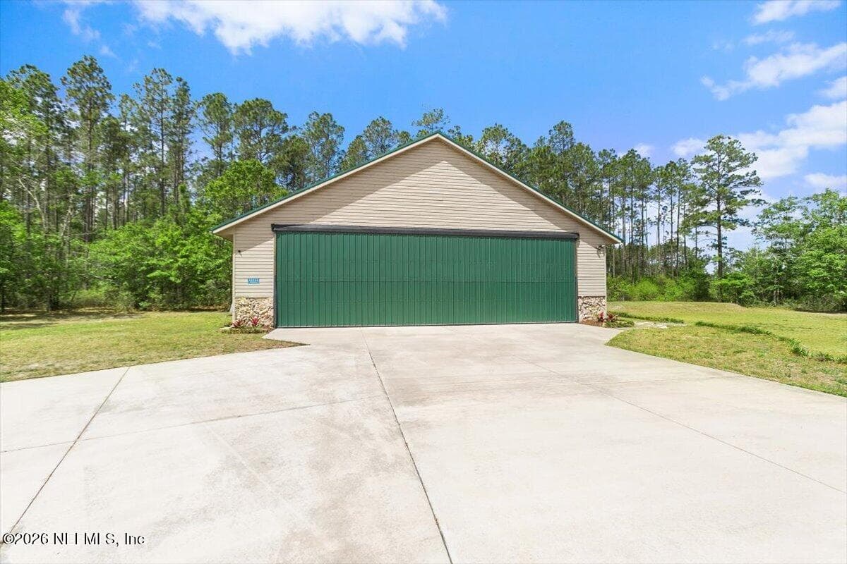 11111 APACHE Lane, Glen St. Mary, FL 32040 3