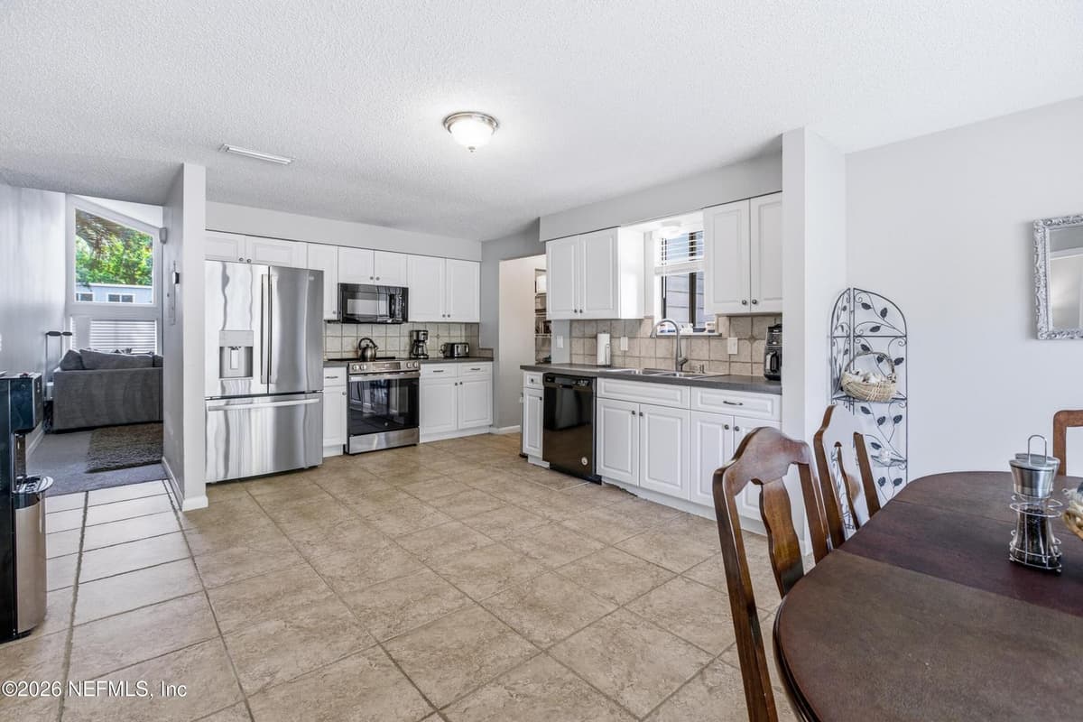 6686 ALISMA Lane, Jacksonville, FL 32244 3