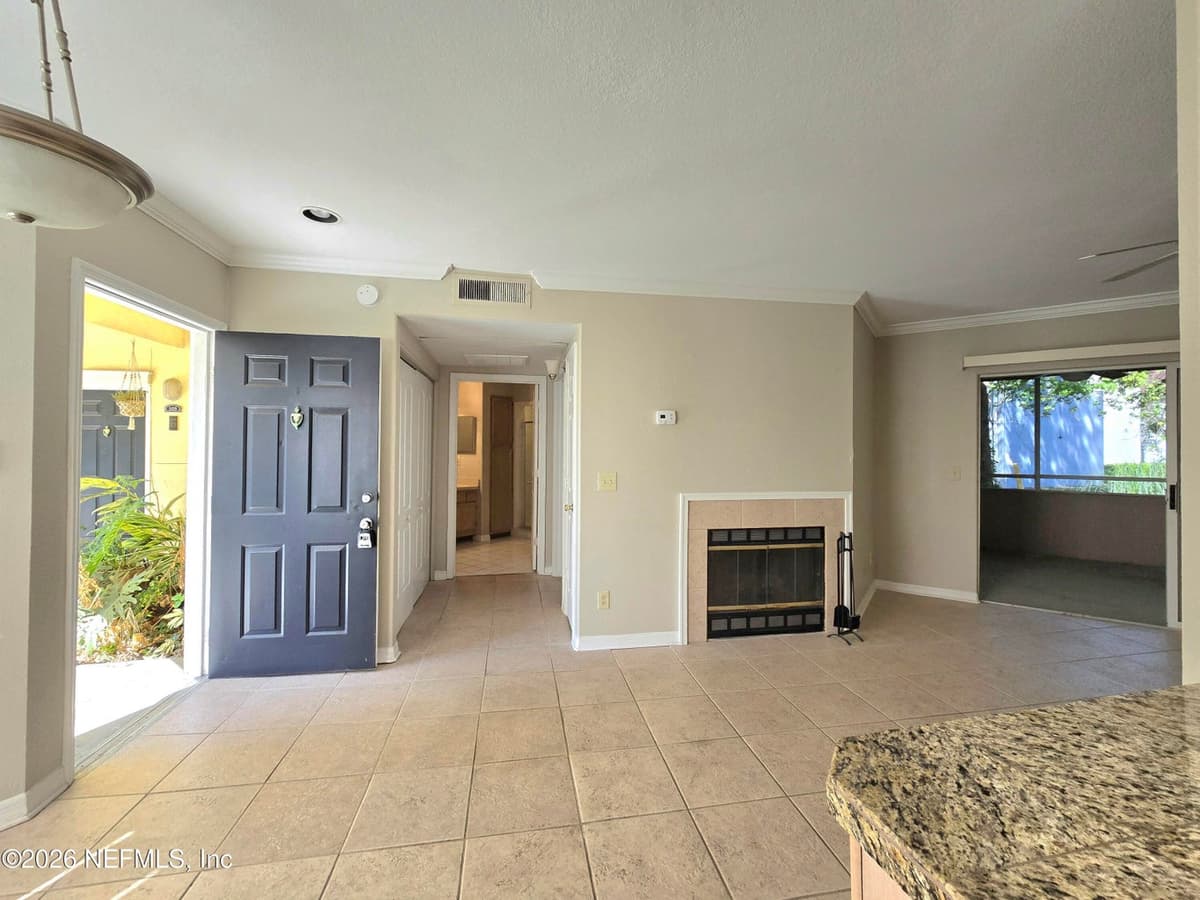 1800 THE GREENS Way 107, Jacksonville Beach, FL 32250 2