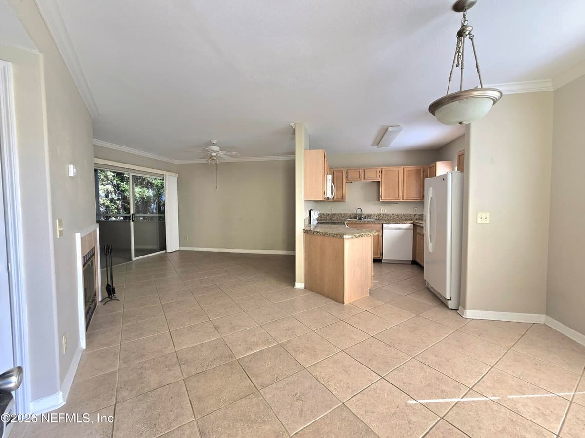 1800 THE GREENS Way 107, Jacksonville Beach, FL 32250 3