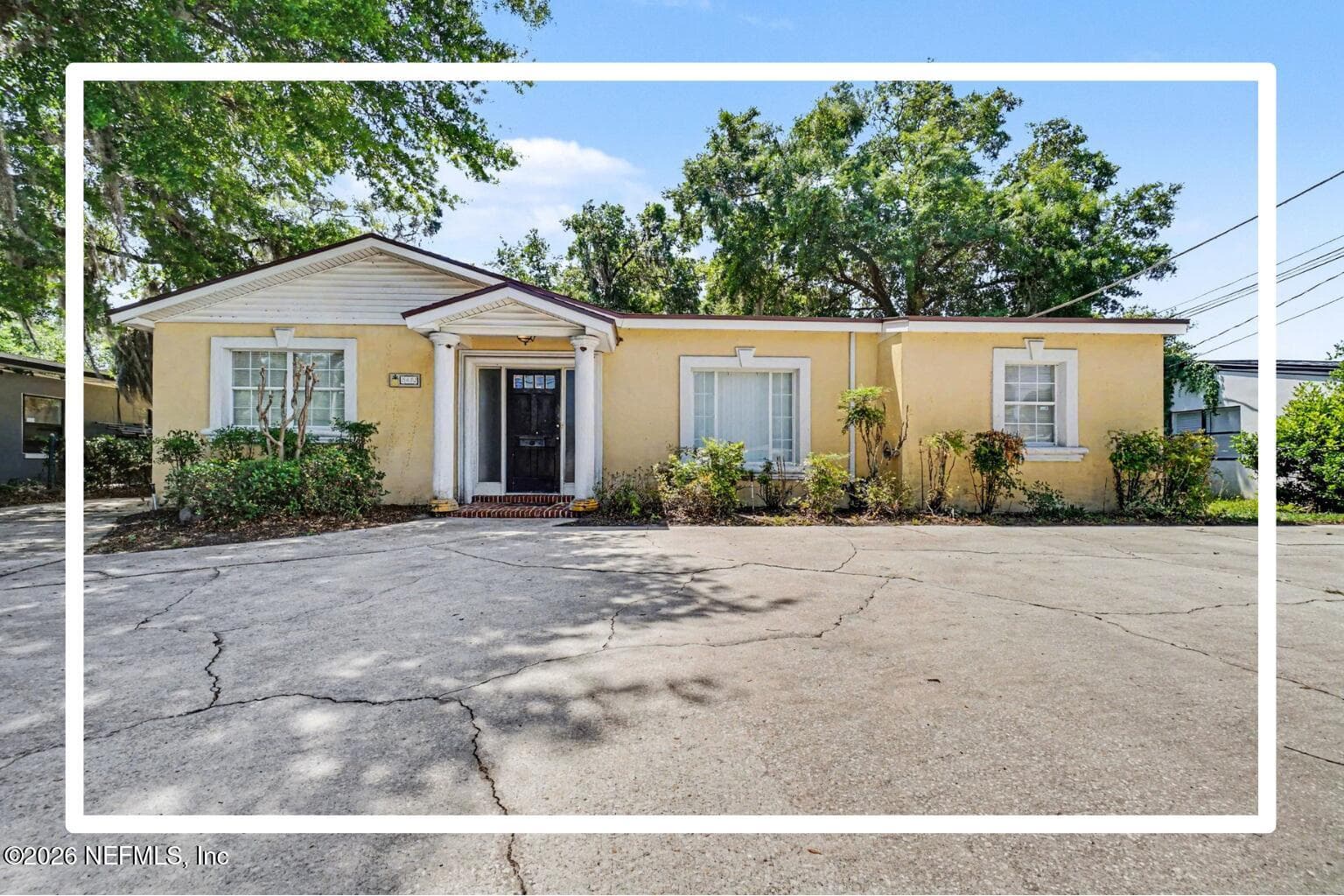 2422 W UNIVERSITY Boulevard, Jacksonville, FL 32217