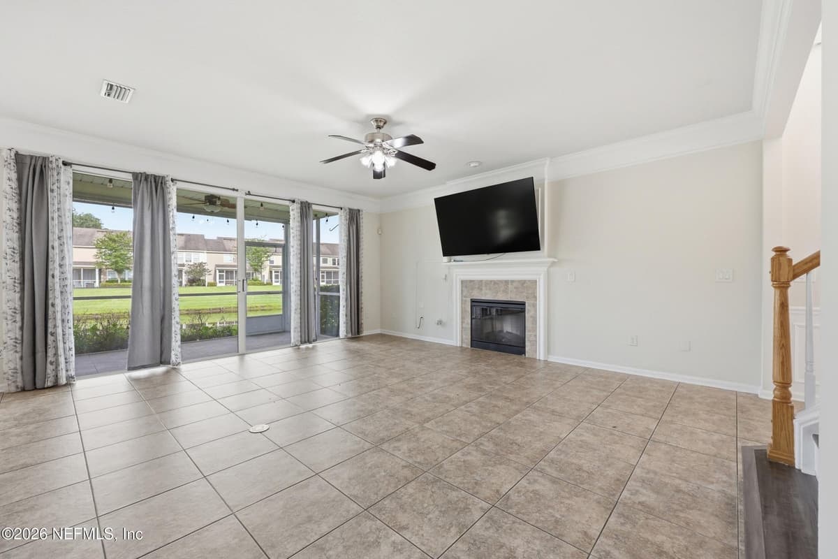 11064 CASTLEMAIN Circle E, Jacksonville, FL 32256 3