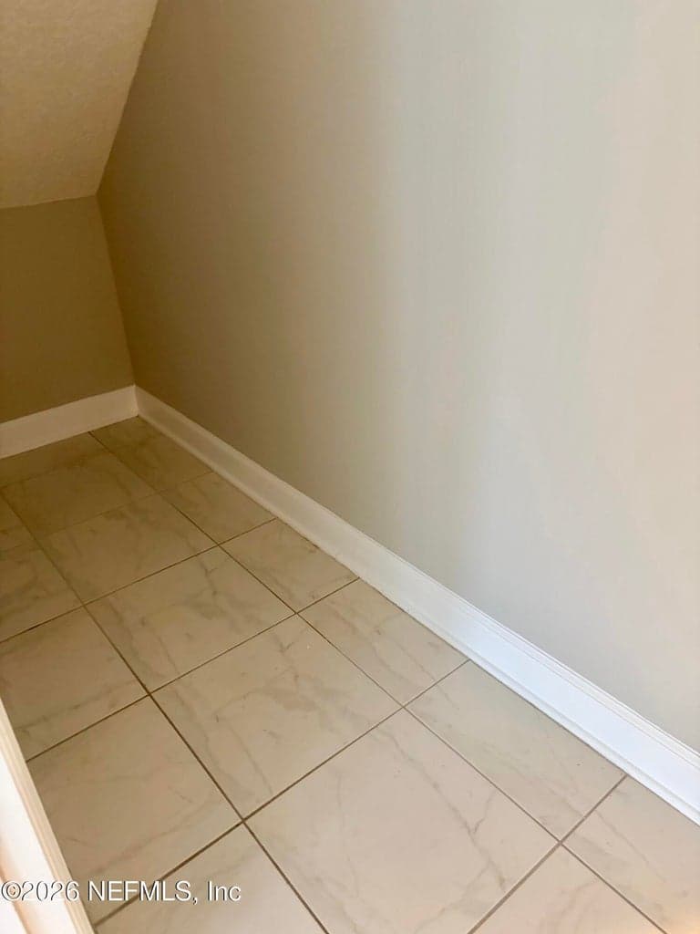 4344 ELLIPSE Drive, Jacksonville, FL 32246 3