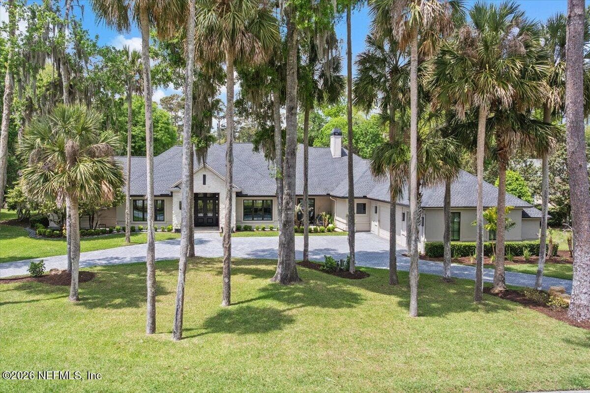 8049 WHISPER LAKE Lane W, Palm Valley, FL 32082