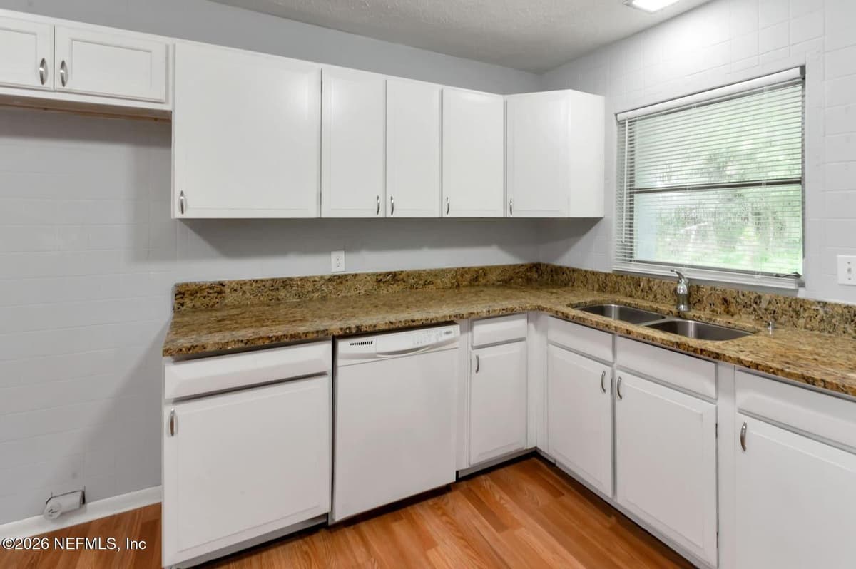5626 VERBENA Road, Jacksonville, FL 32209 2