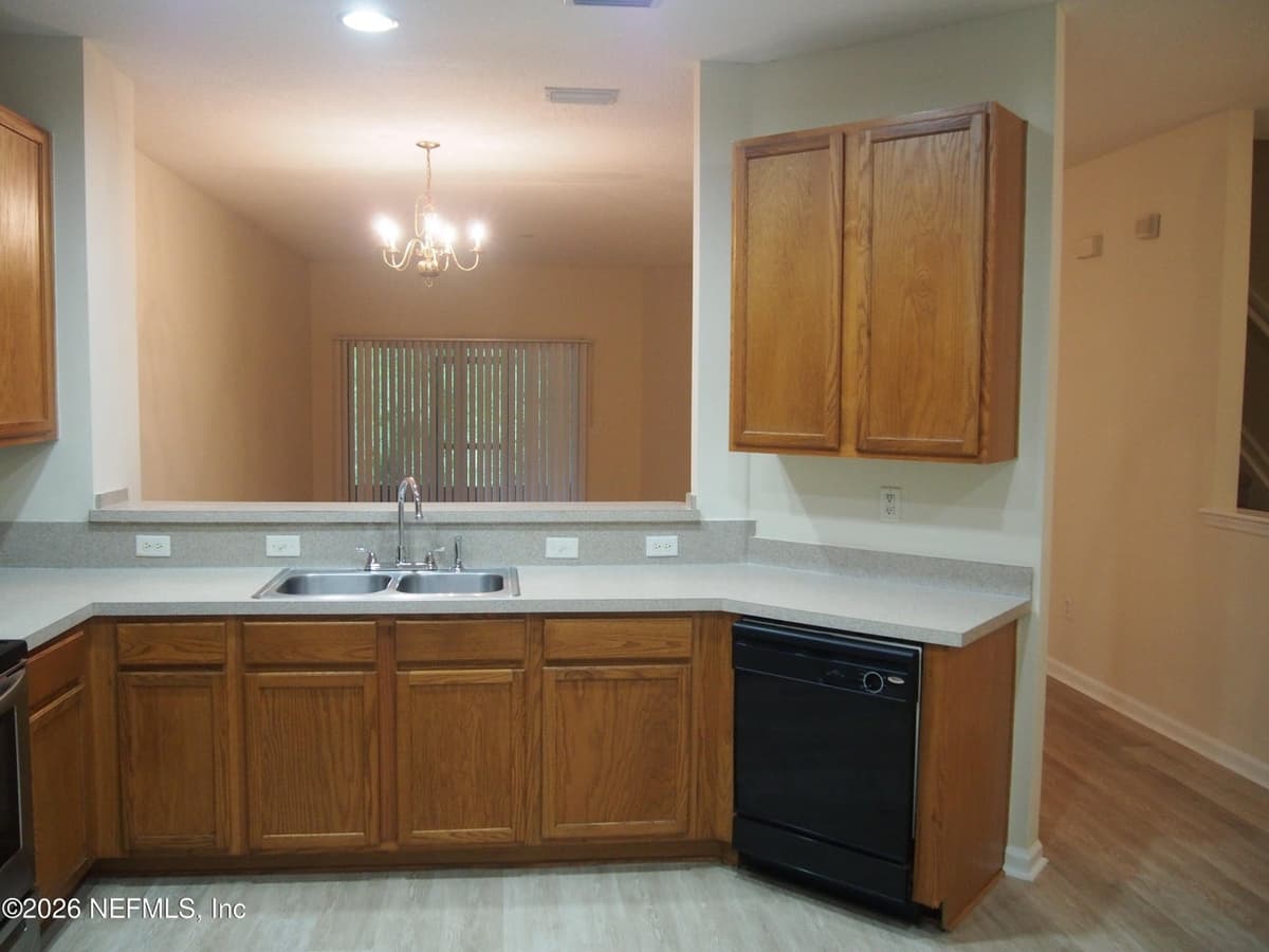 12301 KERNAN FOREST Boulevard 1304, Jacksonville, FL 32225 3
