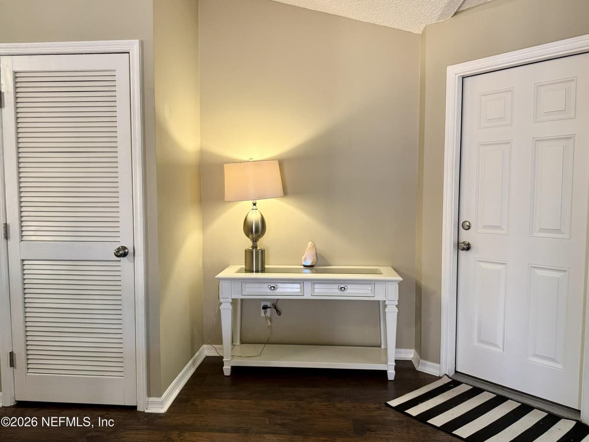 7887 MACDOUGALL Drive, Jacksonville, FL 32244 2