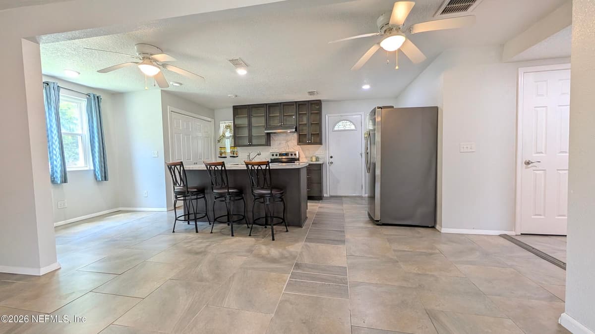 4065 DELLWOOD Avenue, Jacksonville, FL 32205 2