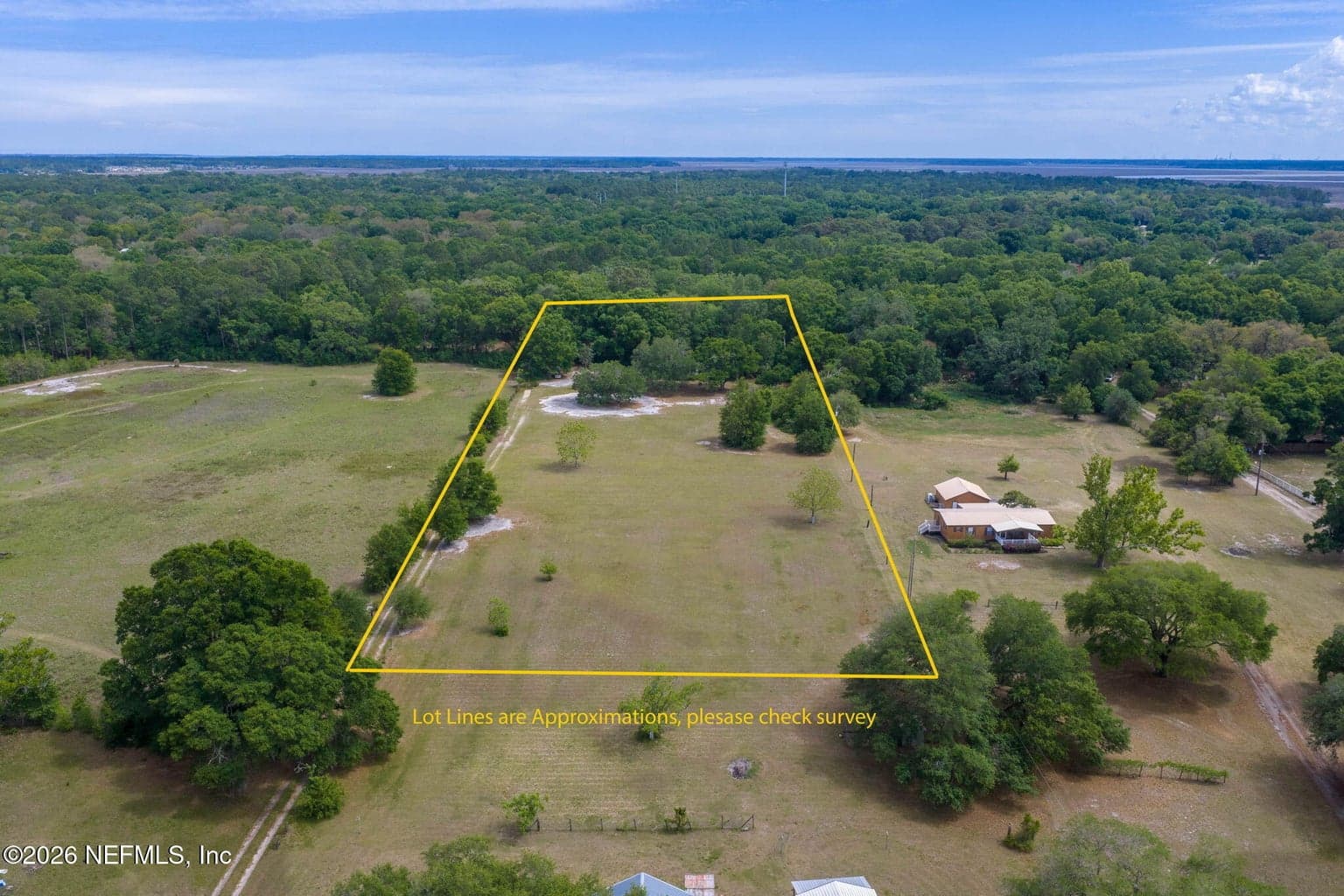 85330 AIRPLANE Lane, Yulee, FL 32097