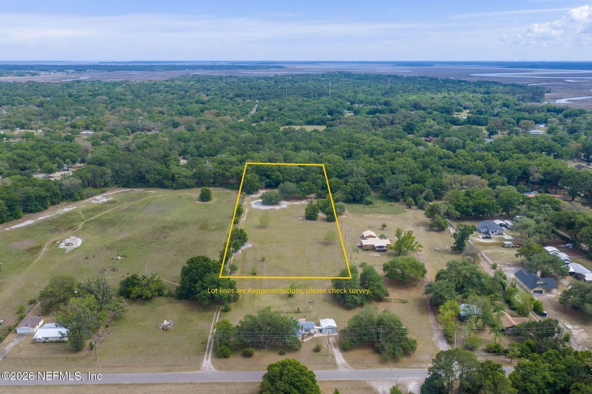 85330 AIRPLANE Lane, Yulee, FL 32097 2