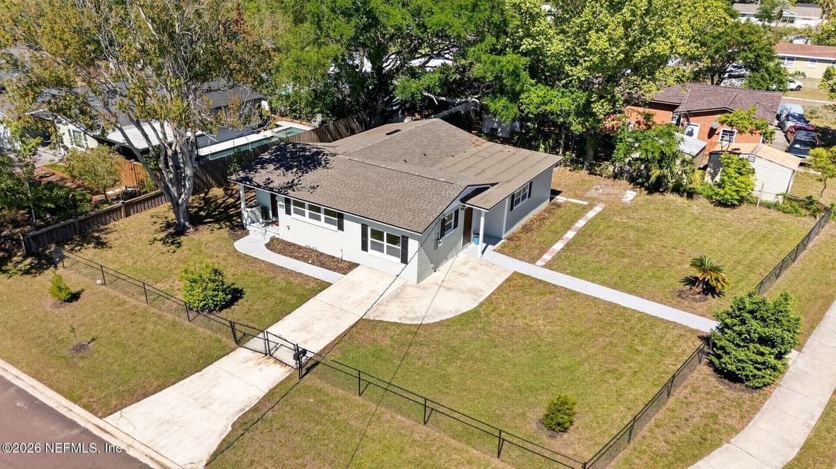 401 SKATE Road, Atlantic Beach, FL 32233 3