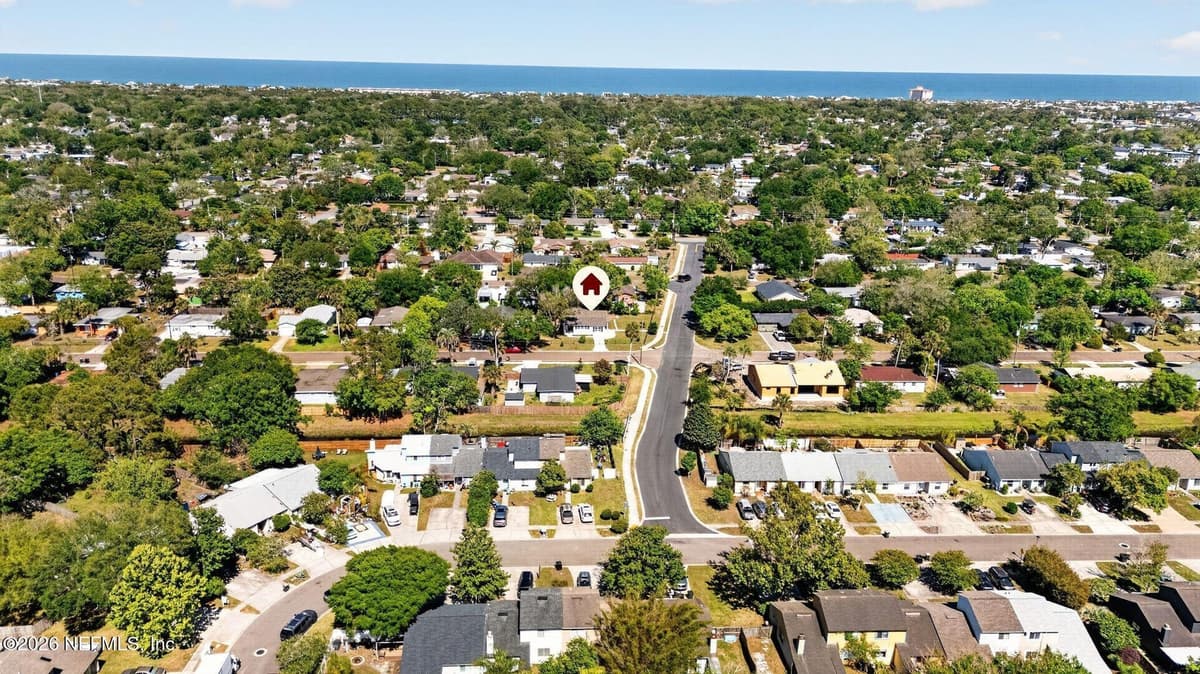 401 SKATE Road, Atlantic Beach, FL 32233 2