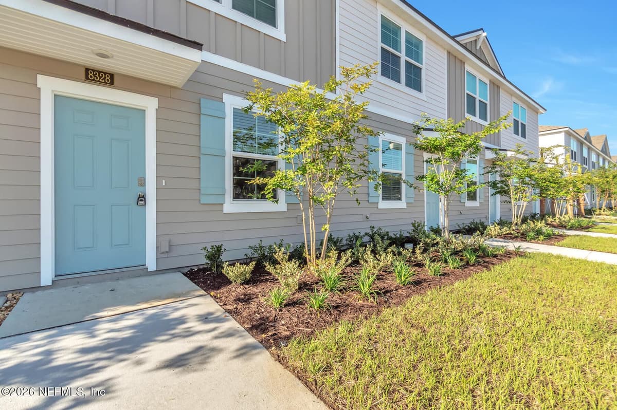8335 ASTEROID Street, Jacksonville, FL 32256 2