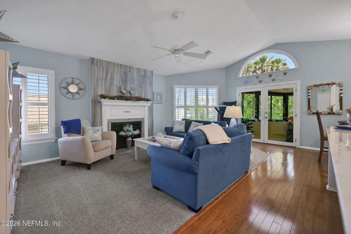 118 GOVERNOR Street 208, Green Cove Springs, FL 32043 3