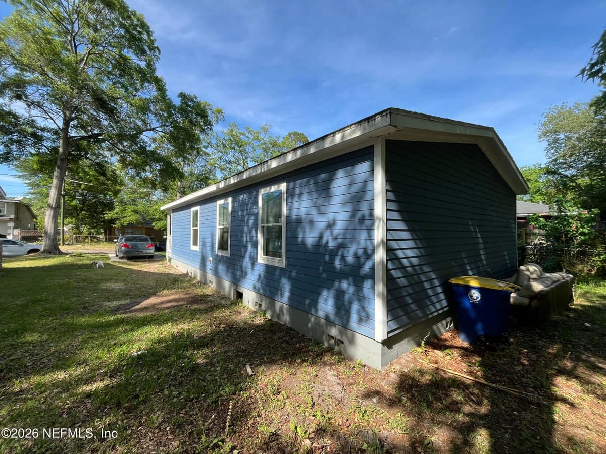 1958 MOREHOUSE Road, Jacksonville, FL 32209 3