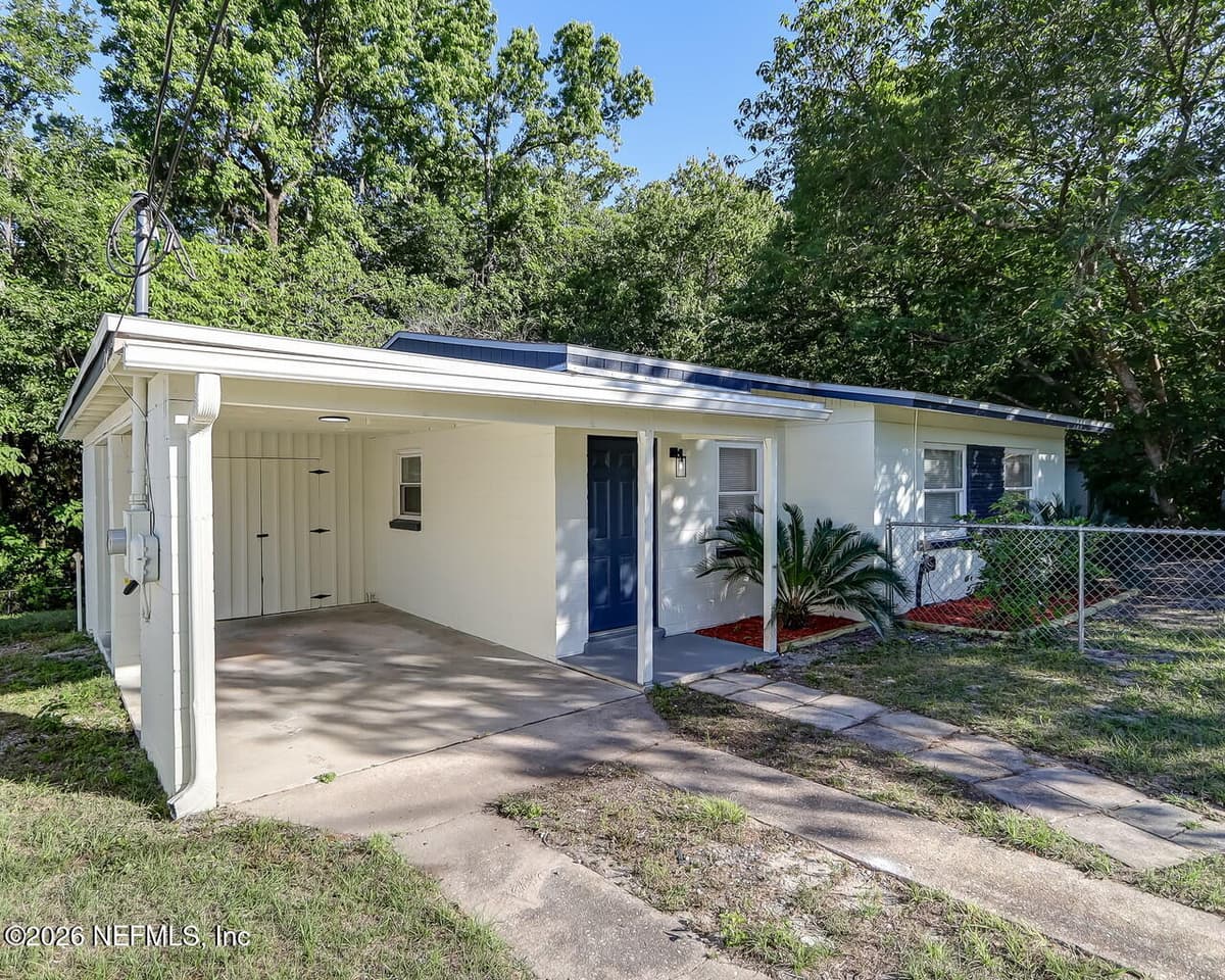 5744 BLACKTHORN Road, Jacksonville, FL 32244 2