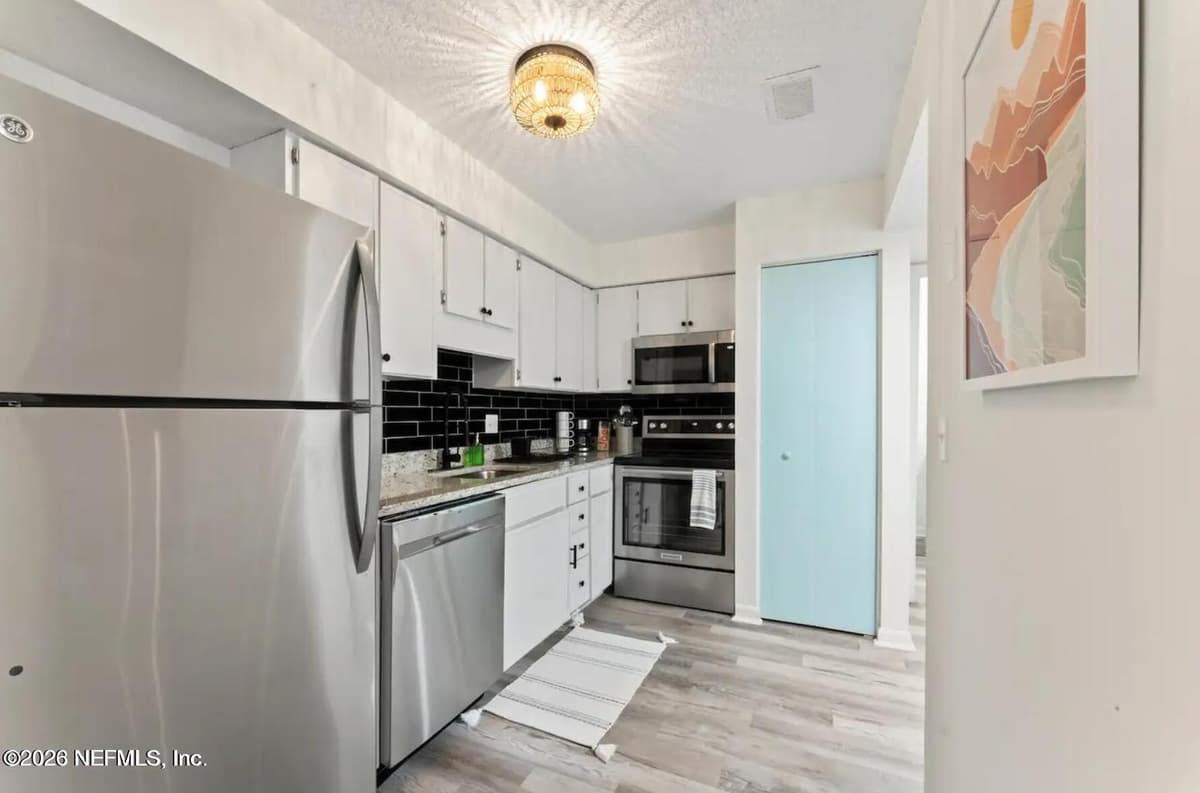 10711 ALDEN Road 4, Jacksonville, FL 32246 3