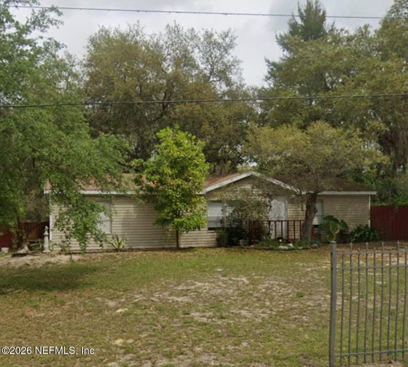 104 TANGERINE Trail, Satsuma, FL 32189