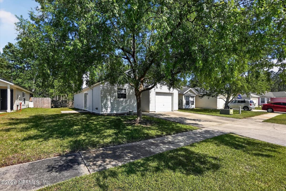 1943 HUNTERS TRACE Circle, Middleburg, FL 32068 2