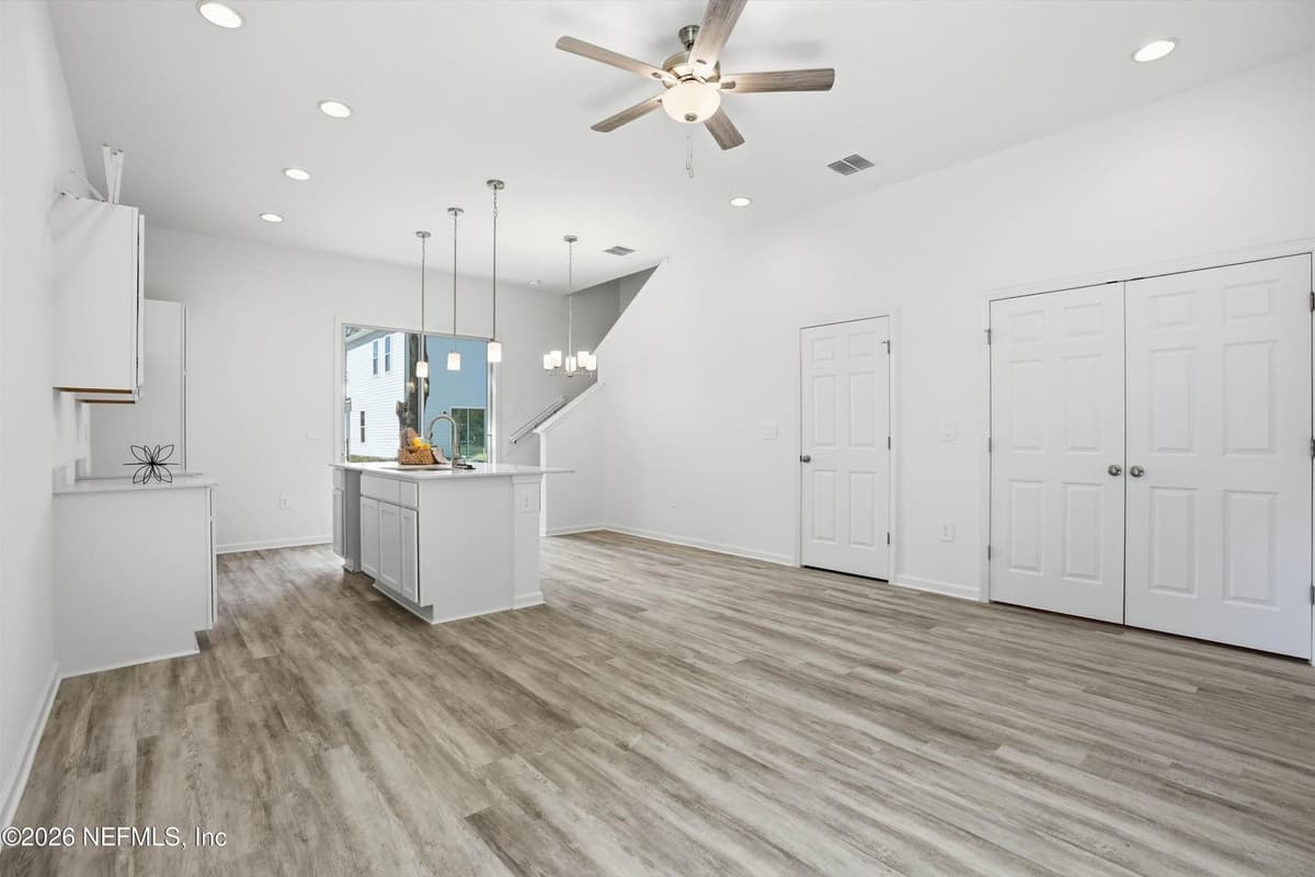 2970 HARBISON Street, Jacksonville, FL 32218 3