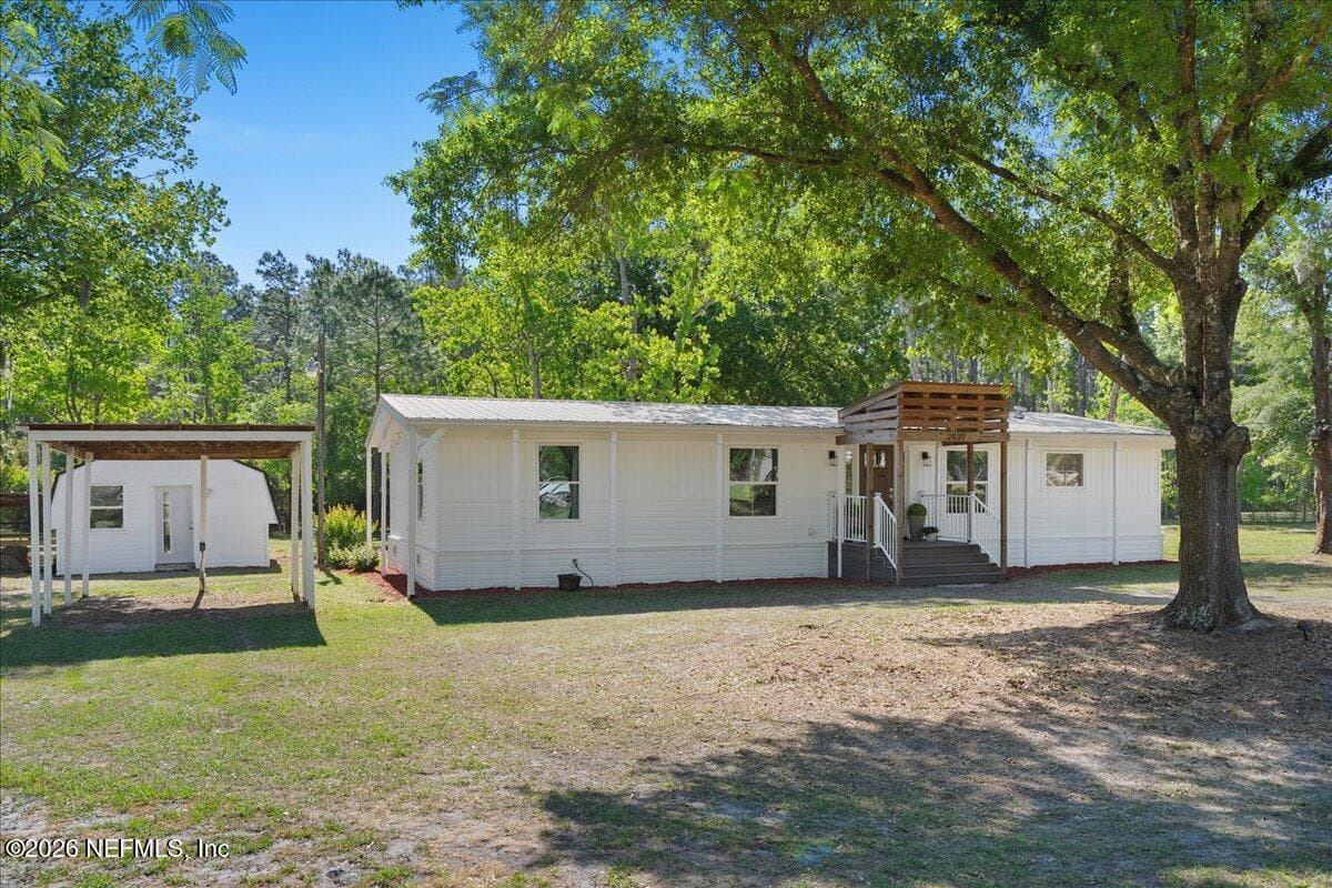 2439 QUARTERHORSE Trail, Middleburg, FL 32068