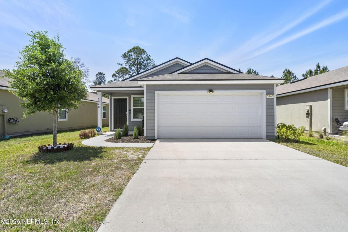 6068 BUCKING BRONCO Drive, Jacksonville, FL 32234 2