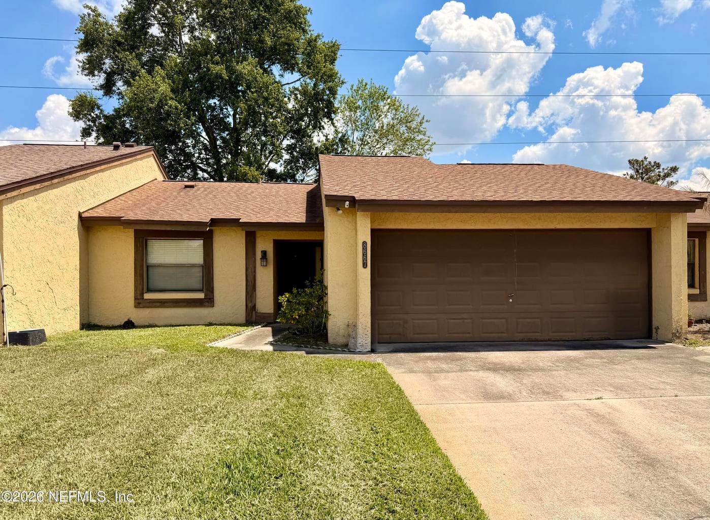 8667 DEERMOSS Way E, Jacksonville, FL 32217
