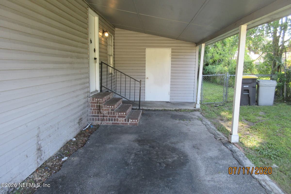 7614 CLUB DUCLAY Drive, Jacksonville, FL 32244 3