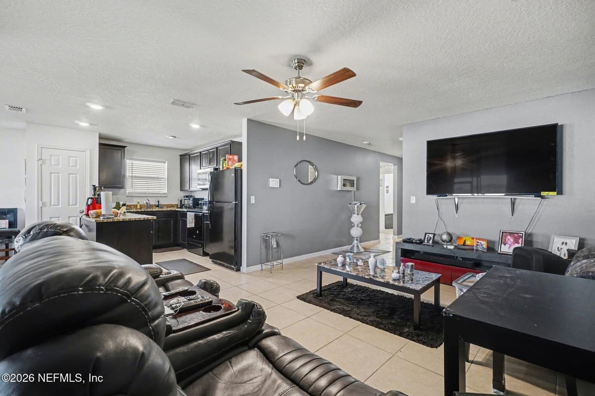 77516 LUMBER CREEK Boulevard, Yulee, FL 32097 3