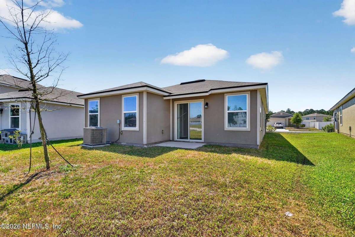 15773 EQUINE GAIT Drive, Jacksonville, FL 32234 2