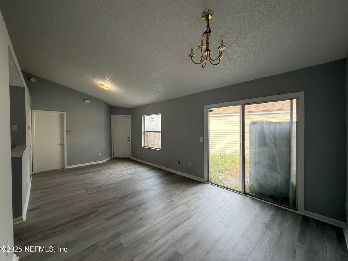 761 TREKKER Street, Jacksonville, FL 32216 3